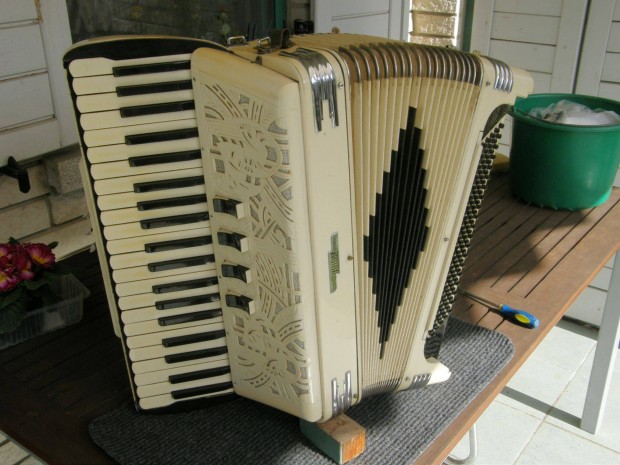 Profi olasz Excelsior 120 b. harmonika tangóharmonika accordion