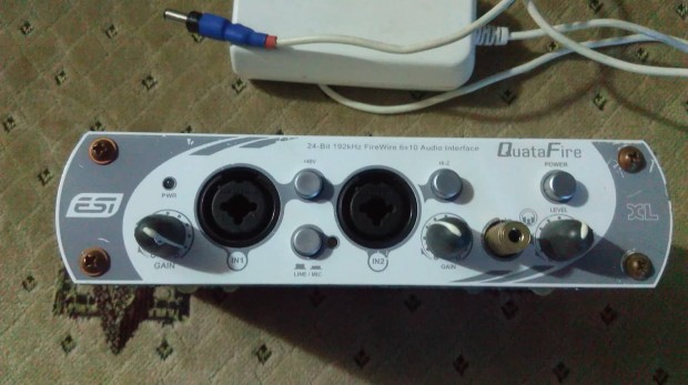 Profi stdi hangkrtya ESI Quatafire XL ( 6/10 csatorna 24bit 192kHz)