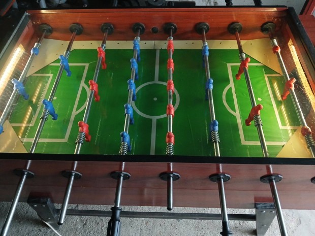 Profi üveges csocsó asztal csocsóasztal asztali foci Zalaegerszeg