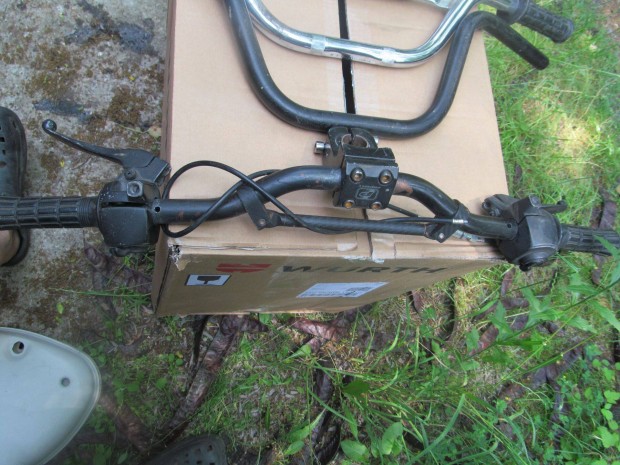 Promax komplett kormány, kezelőszervekkel, kapcsolókkal eladó