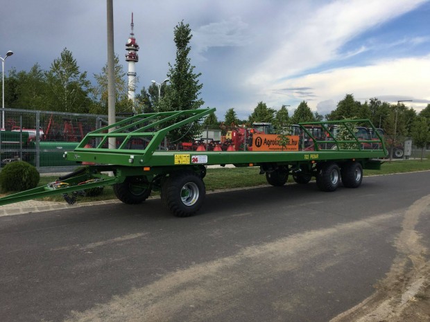 Pronár T 023 új bálaszállító