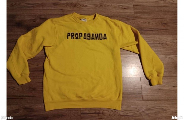 Propaganda feliratos cirill bets politikai pulver L XL