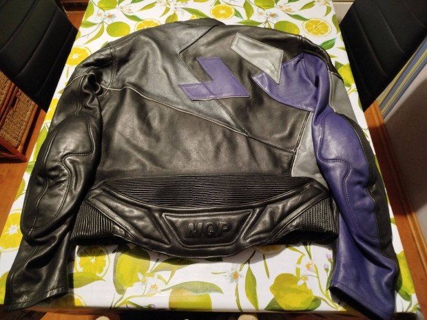 Protektoros, b�r motoros kab�t