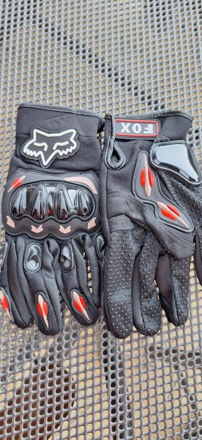 Protektoros ny�ri motoros keszty� "M"