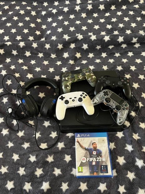 Ps4+4 db kontroller+GTA V, +Fifa 23