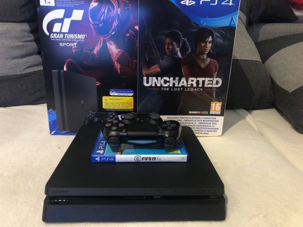 Ps4 Playstation 4 Slim konzol 1TB Cuh-2116B + Fifa 19 jtk