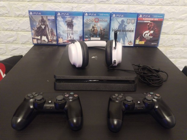 Ps4 Slim1tb +kieg egyben