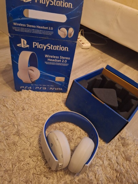 Ps4 headset feher