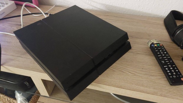 Ps4 playstation slim