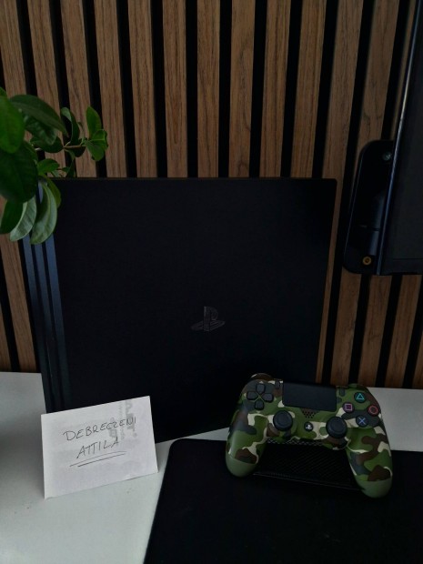 Ps4 pro 1Tb + controller