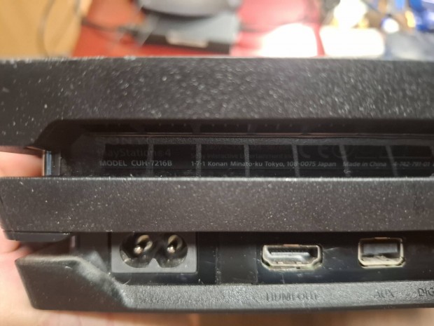 Ps4 pro 1 TB