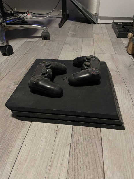 Ps 4 pro kihasznlatlansg miatt 2 jatk 2 kar