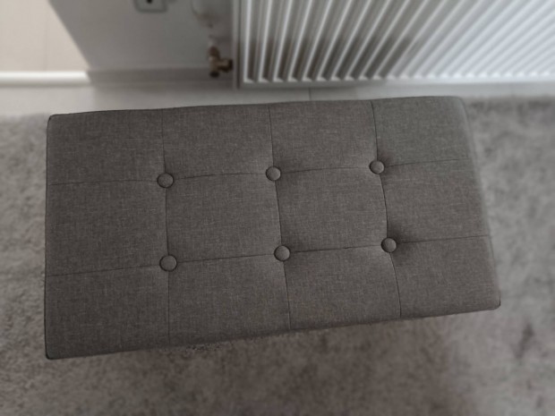 Puff, �sszecsukhat� t�rol� /�j/