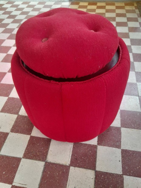 Puff �jjeli szekr�ny �jjeliszekr�ny