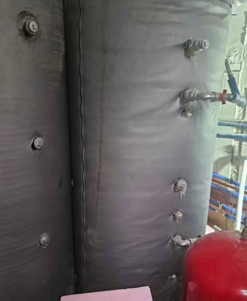 Puffer tartaly 1000l valamint lenne egy darab 500l is