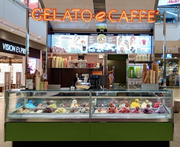 Pultos / Pincér munkatársakat keresünk - Győr Árkád Caffe e Gelato