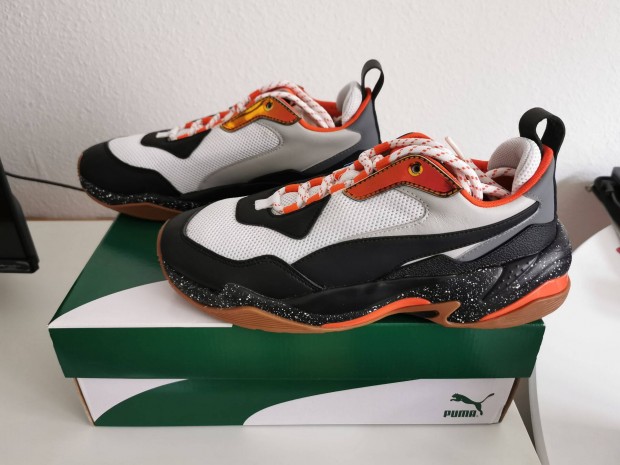 Puma Thunder cip, teljesen j, 42 mret