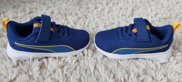 Puma kisfiú cipő
