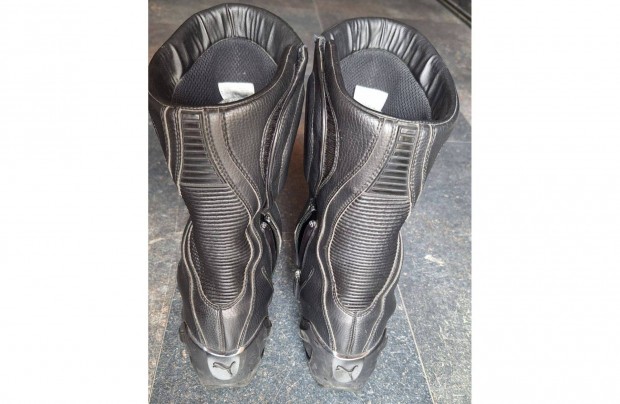 Puma motoros csizma