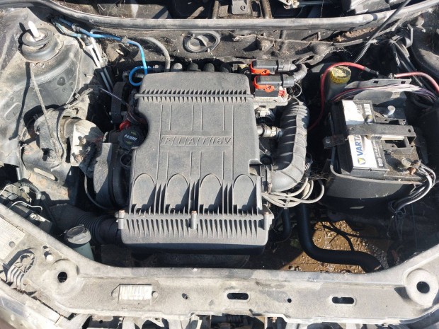 Punto 2 1.2 16V v�lt�