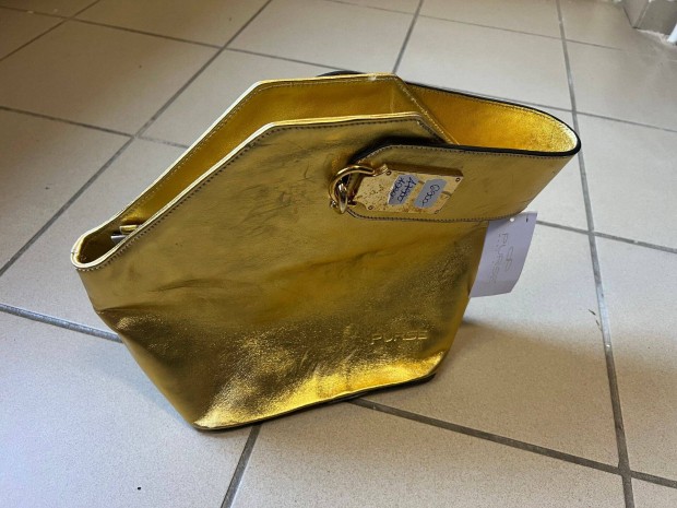 Purse arany színű női kézitáska