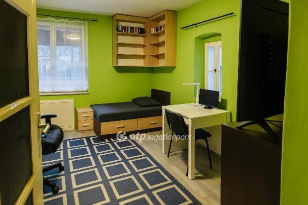 P�sp�kszil�gyi 61 nm-es h�z elad�