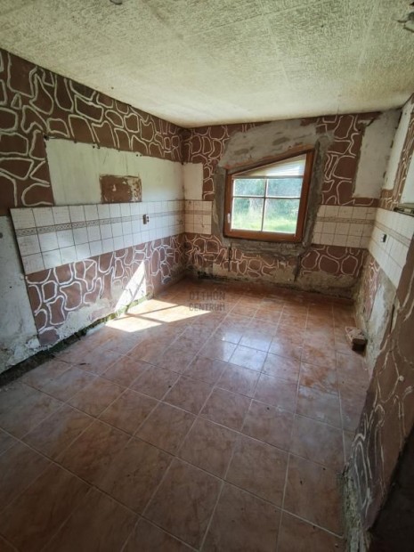 Pusztamagyar�di elad� 100 nm-es h�z