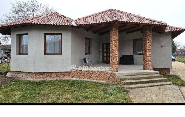 Pusztaszabolcsi elad� 105 nm-es h�z #5155615