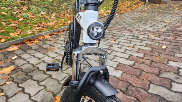 Pvy S2 Elektromos kerkpr, e-bike, 300 km-el