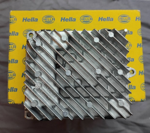Q3 F3 led fényszoro uj vezérlő modul audi 4k0941571bg