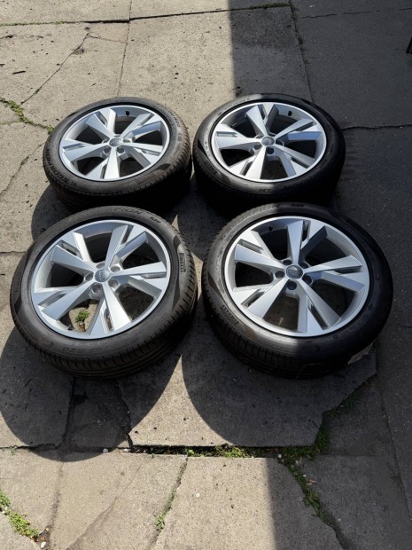 Q4 Etron id4-5 Enyaq komplett nyári szett
