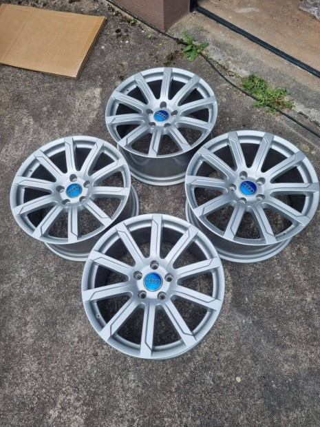 Q7 10x20 ET44 5X130 garnitúra eladó!!!