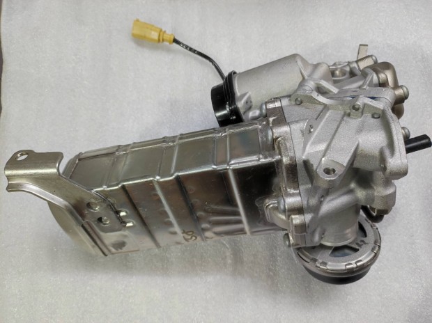 Q7 A6 A7 4g 2015-től 3.0TDI Audi vw uj EGR hűtő 059131511aj