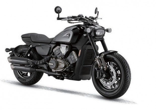 QJMOTOR SRV 600V motorkerkpr fekete 2025