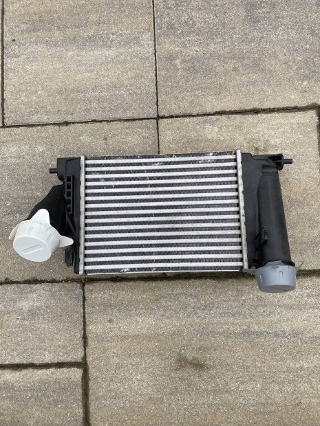 Qashqai J11 intercooler 