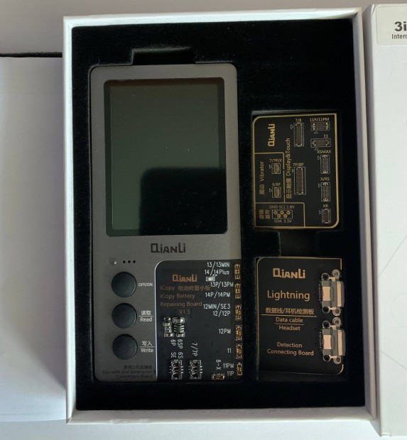 Qianli icopy Plus 2.2 True Tone, Light Sensor, Vibration Programmer &