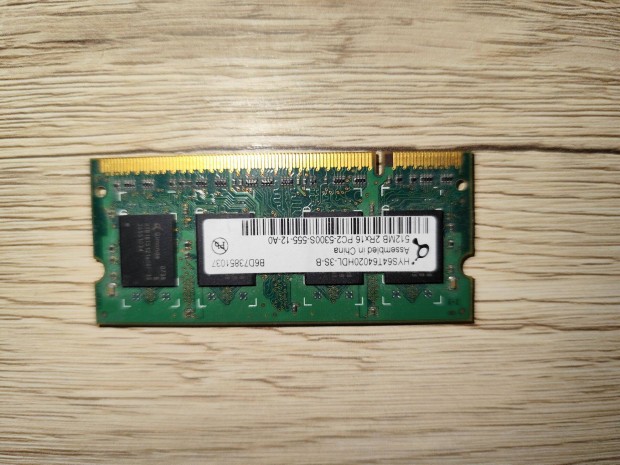 Qimonda 512MB DDR2 PC2-5300 Sodimm Hys64T64020HDL-3S-B-3 Memria