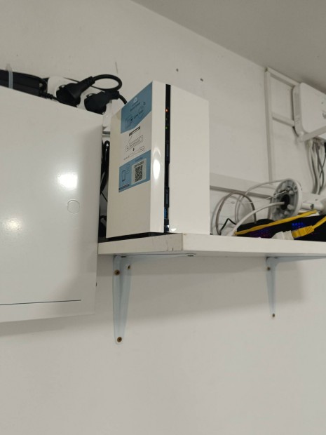 Qnap TS-228 hálózati NAS
