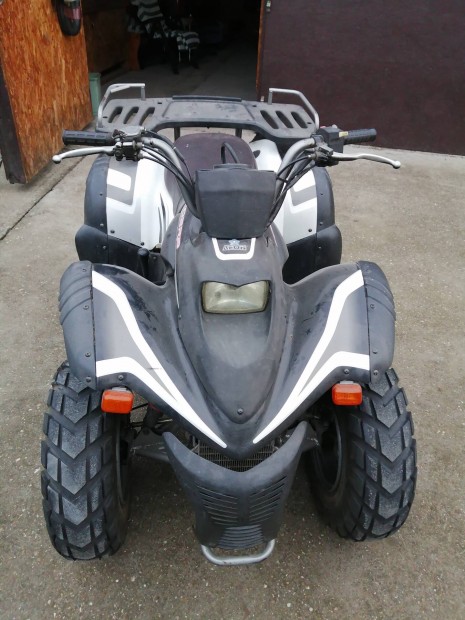 Quad 180ccm 4T irnyvlts.