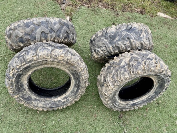 Quad ATV gumi szett 25x10-R12 25x8-R12.