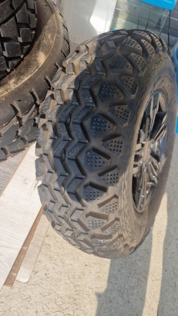 Quad felni �s gumi