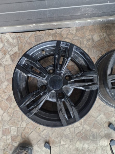 Quad felni �s gumi