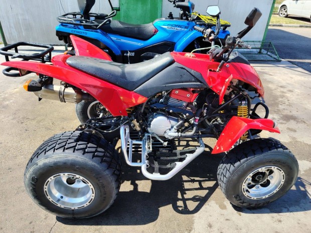 Quad motor elad