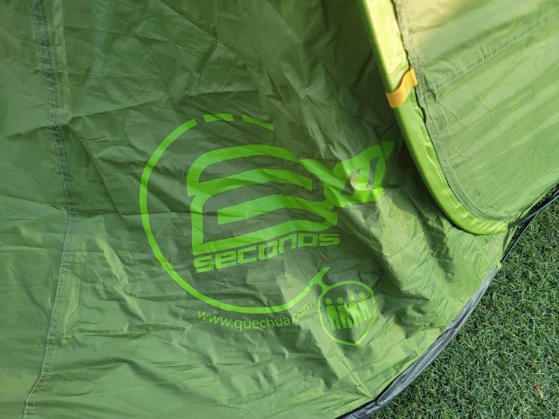 Quechua 2 seconds 4 személyes Decathlonos pop up 2 másodperces sátor