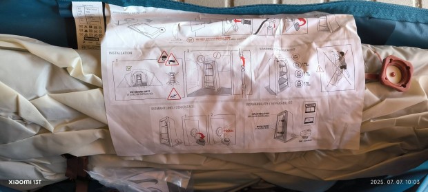 Quechua kemping szekrény eladó