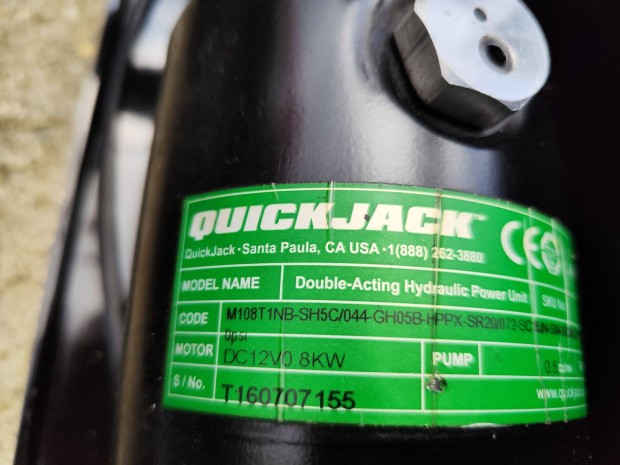 Quickjack emel� elad�