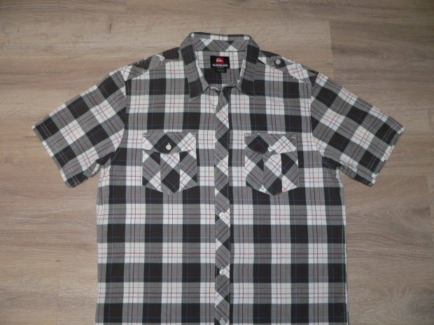 Quiksilver rvid ujj ing (M)