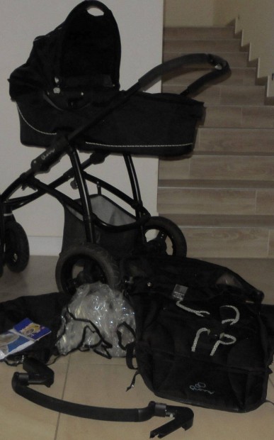 Quinny speedi jogger futbabakocsi 2az1-ben futrral is kldm