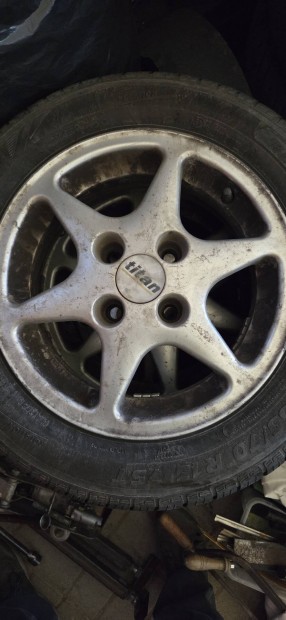 R13 5.5j nyri 155/70 