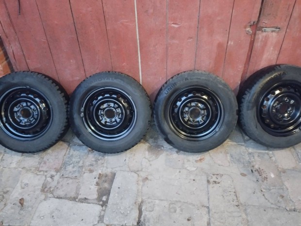 R14 4x114,3 Nissan lemezfelni NV200